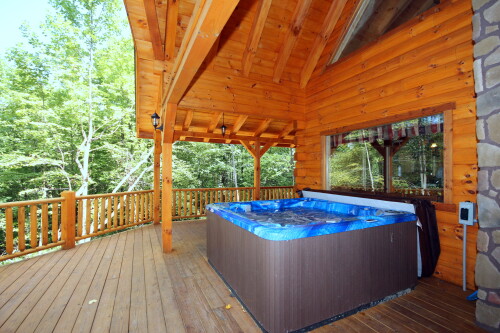 Hot Tub 1, on West Main Deck, looking North