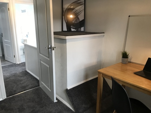 Upstairs Office with Desk and Chair and Pull out single bed - Bamber Bridge Preston