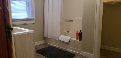 Upstairs bathroom