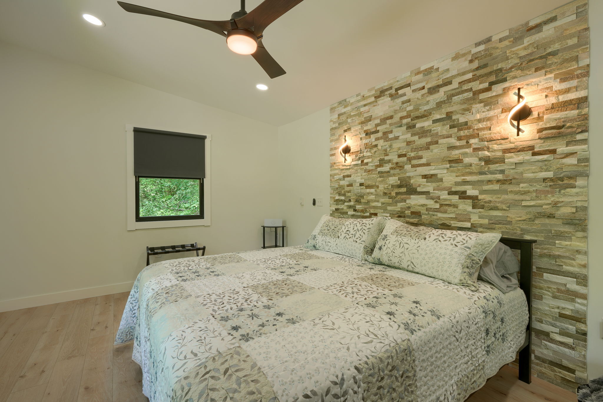 Love Nest | Photo 3