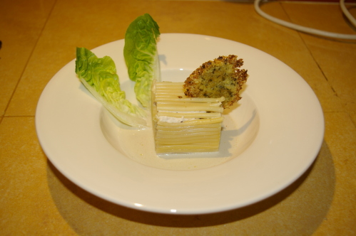 A la table d'hôtes : cube de bucatini farci aux champignons et tuile parmesan-persillade (recette de Philippe Etchebest)
