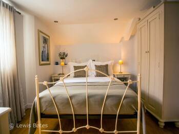 Bath House Hotel, Chard | Homepage