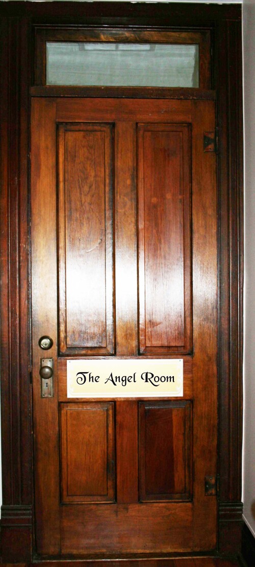 Queen-Private Bathroom-Standard-The Angel Room