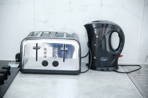 toaster and kettle
