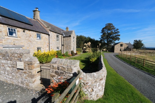 Farmhouse and Lodge at Carraw Bed and Breakfast