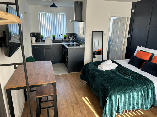Studio annexe with table area