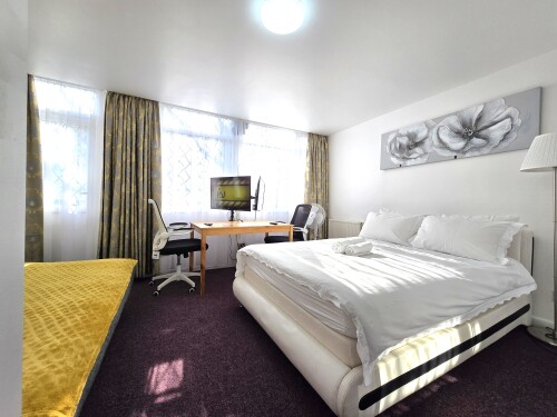 Room 3
