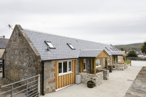 1 Wee-Kalf Cottage 3 Night+ Stay