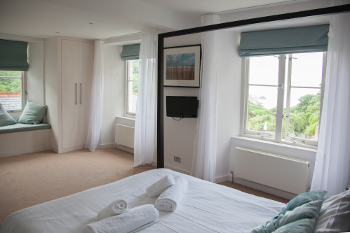 1 Bed-Apartment-Ensuite-Sea View