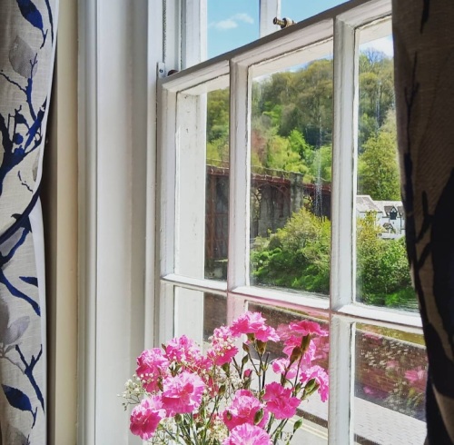 Relax on the cosy sofa and enjoy the view of the Iron Bridge