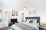 King size Comfy bed & Smart TV