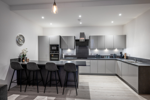 Apartment-Deluxe-Private Bathroom - Base Rate