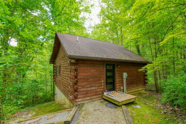 Secluded couples cabin
