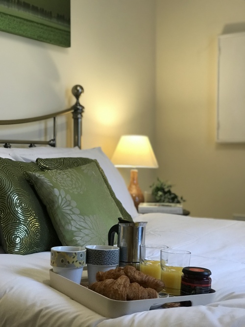 Bedroom 1 - Breakfast in bed