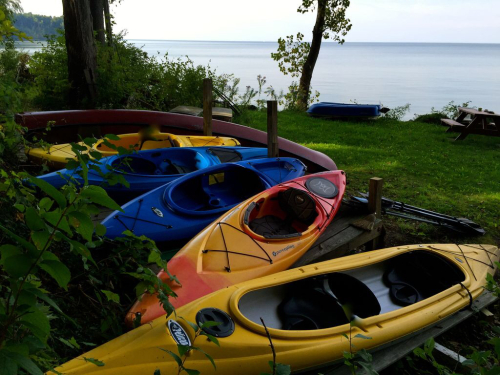 We have a variety of boats shared by both cottages. 