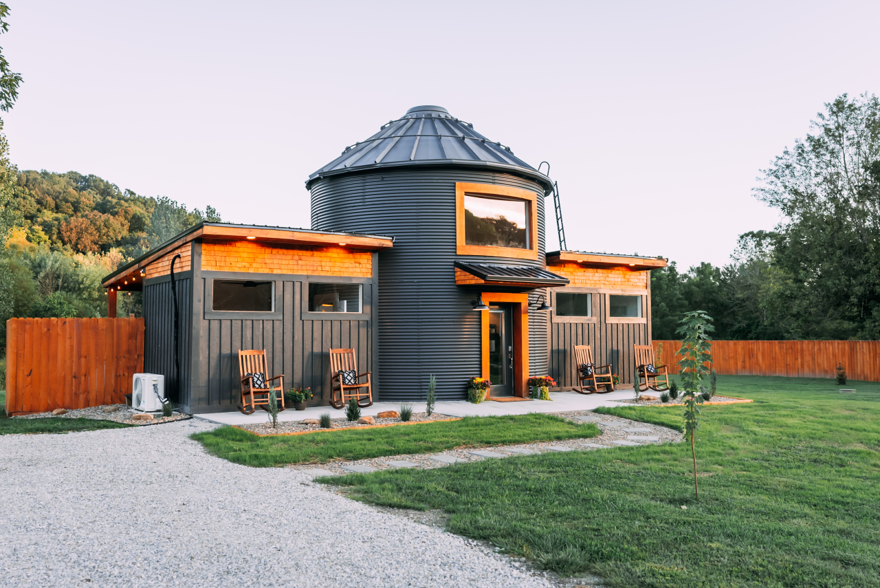 The Silo Cottage by Hocking Hills Cottage Company