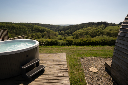Standard Cabin with Hot Tub