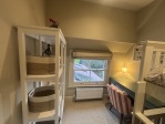 Cedar Cottage - bunk bedroom 
