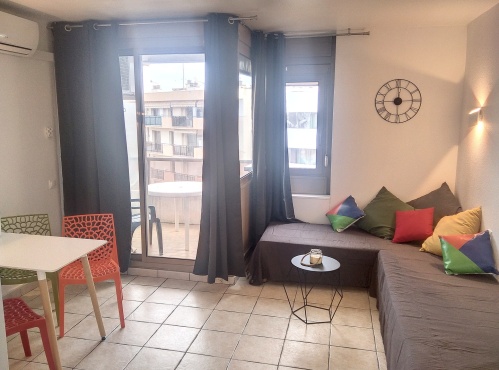 salon avec double couchage