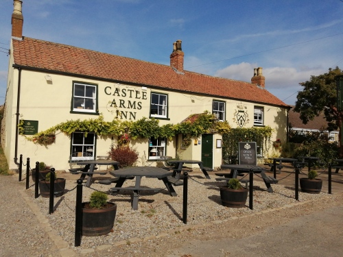 The Castle Arms Inn - 