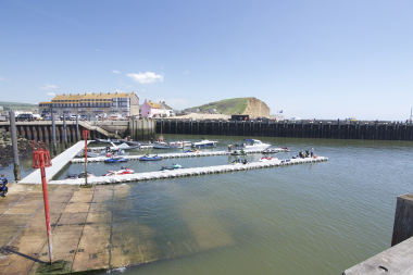 Harbour floating pontoons