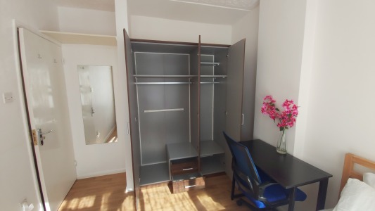 Double bedroom 101-4