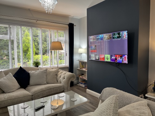 Lounge - What will you watch? 