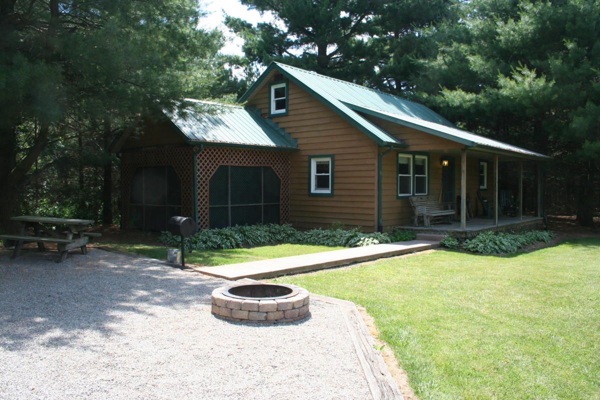 11841 Frontier Log Cabins - Cedar Cottage