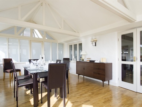 Breakfast Room 