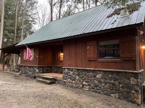 Harvest Moon Cottages - Creeksong - Stone Exterior