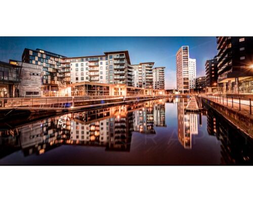 Modern Leeds City Apartment - 