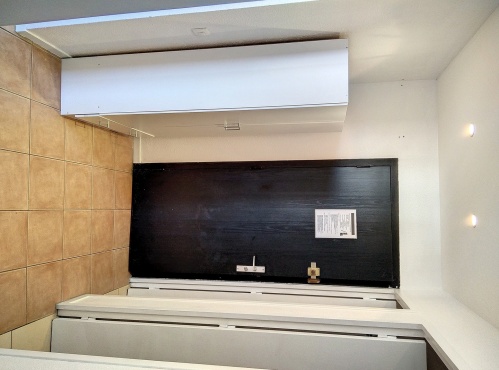 armoire de rangement dans l'entrée