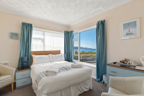Standard-Double room-Sea view-Ensuite with Shower - 5 nights + 