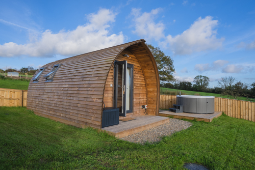 Standard Cabin with Hot Tub