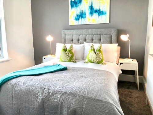 Modern-Double room-Shared Bathroom-Garden View - Base Rate