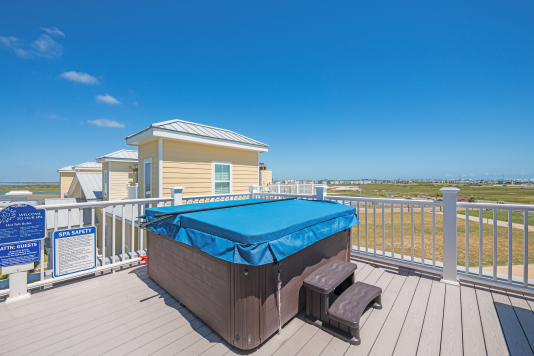 Hot tub has bluetooth speakers