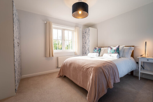 Large double bedroom