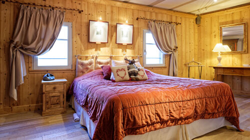 L'une des 2 chambres à coucher du gîte le Grand Cerf*****