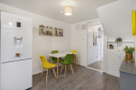 Shortlet express, beautiful 3 bedroom house in Laindon