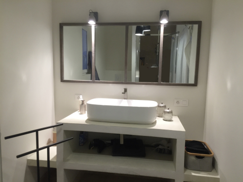 La salle de bains de la chambre 1