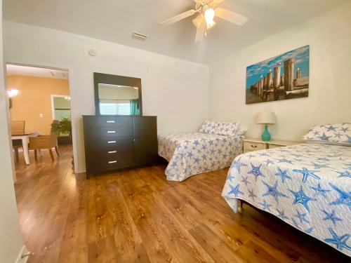 Double Full Bdrm