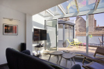 Salon ouvert sur la terrasse - La Véranda