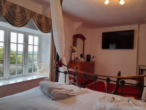 Double room-Superior-Ensuite-Countryside view - Base Rate
