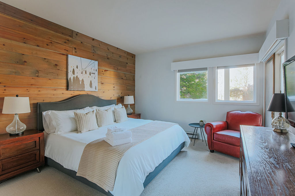 Firefly on The Ridge