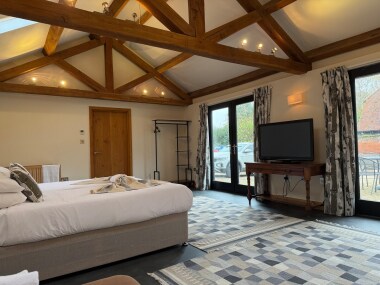 Ground floor bedroom with ensuite shower 