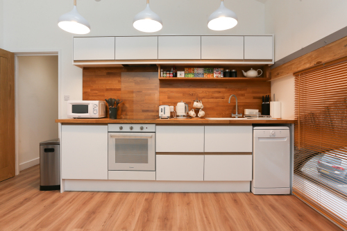 Strawberry Line, flat 2 - Fully equipped kitchen