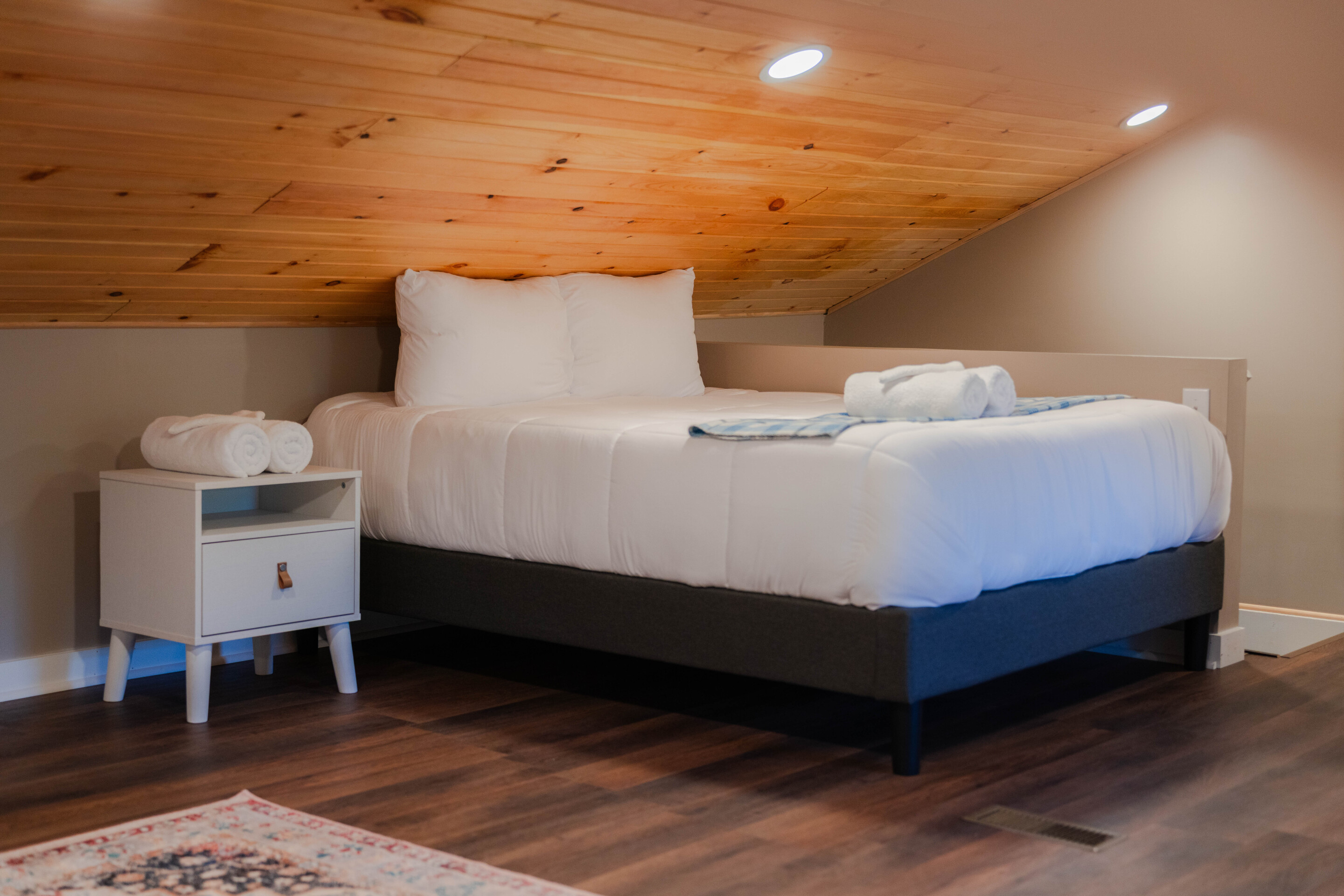Whispering Acres | Photo 31