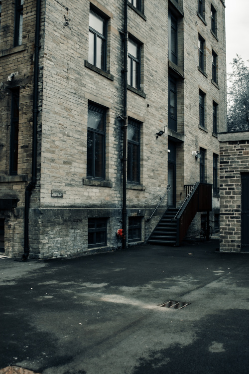 Main entrance mill 2