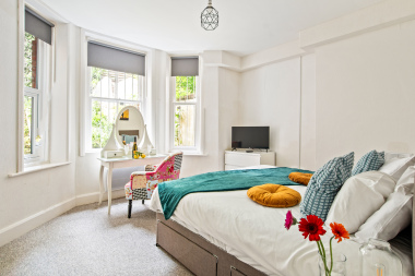 Super-King bed for comfy relax