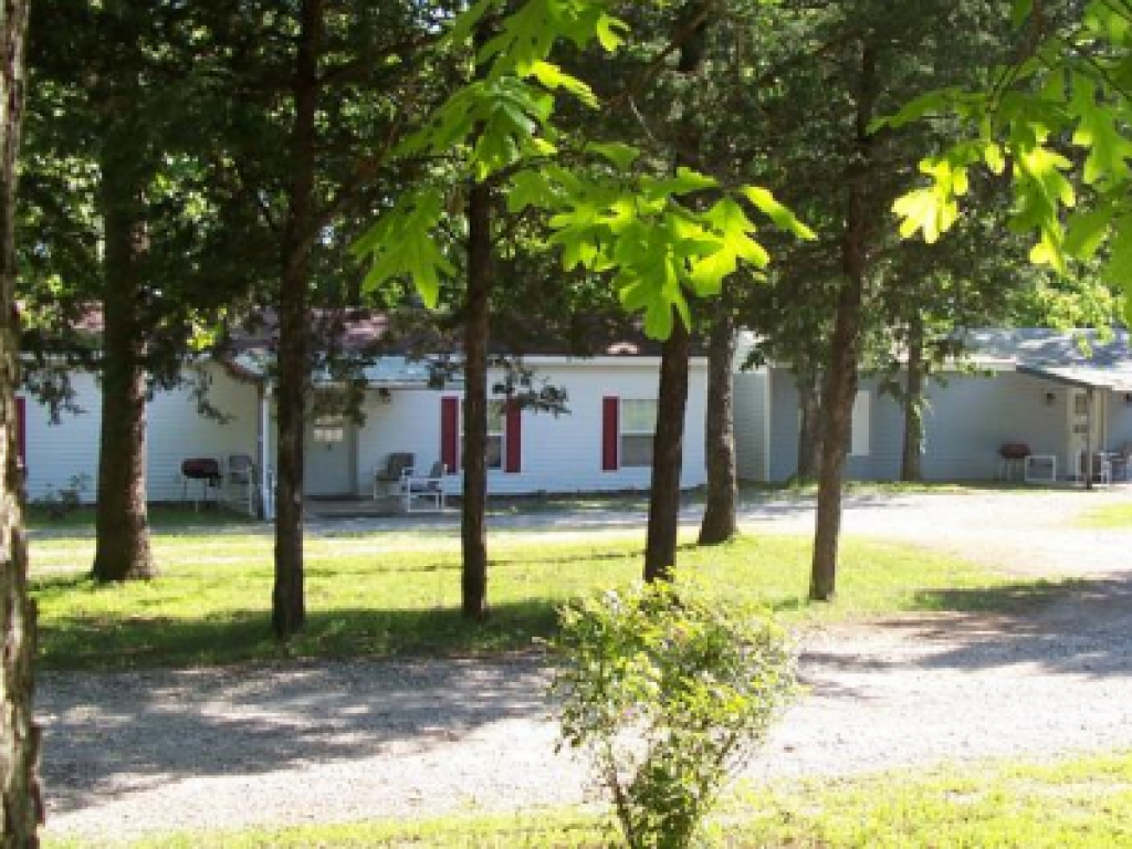 Cabin-Private Bathroom-Large-2 bedroom